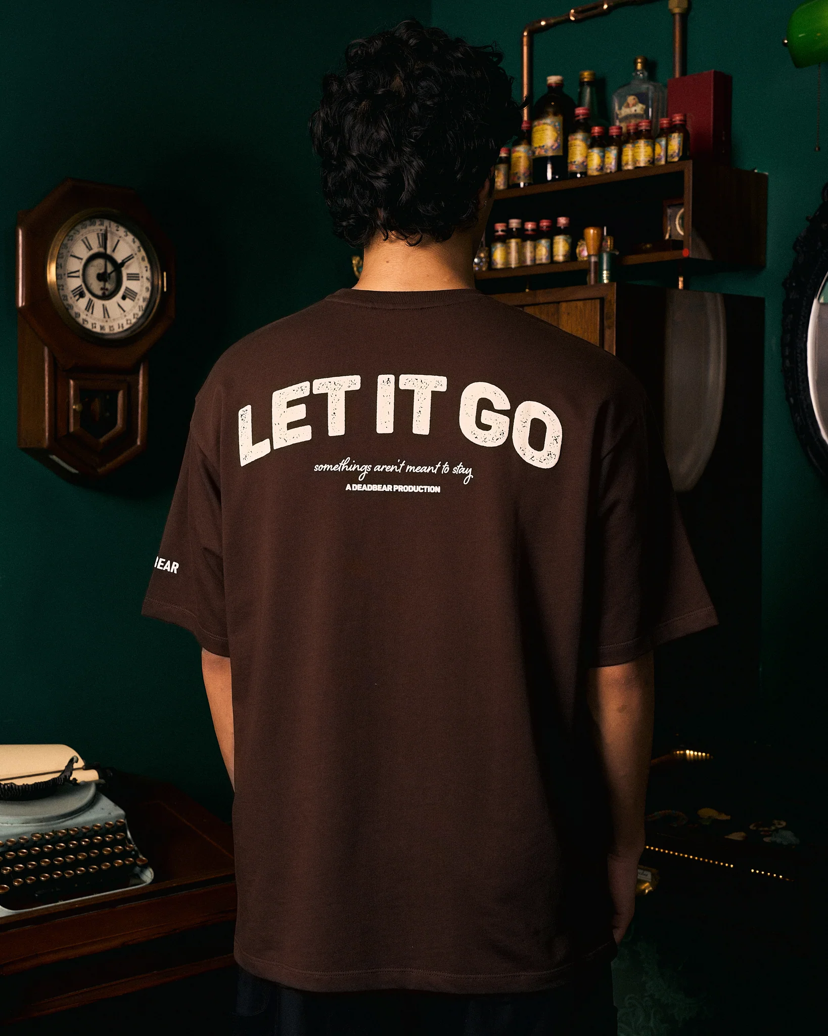 Closure Tee Brown - Image 4